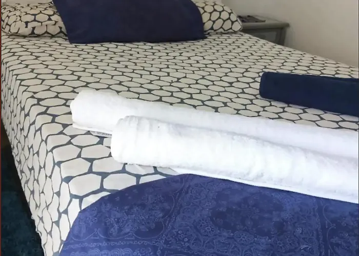 Magic View Facing Montanaroja בית אירוח