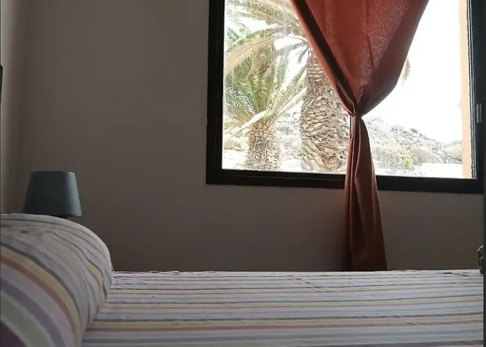 Magic View Facing Montanaroja בית אירוח